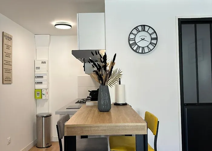 6 Parking Gratuit Apartment *